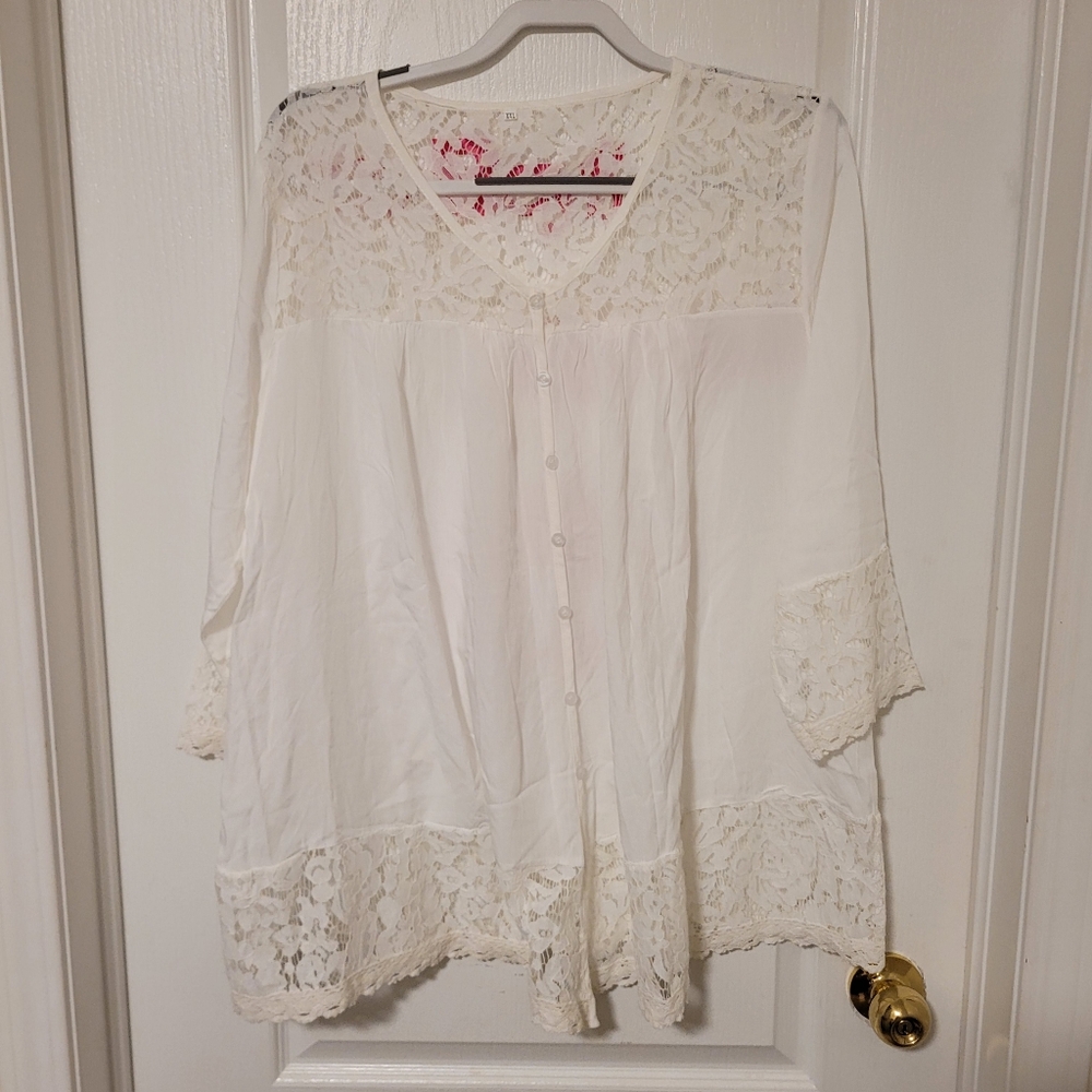 (XXL)  White Blouse With Lace